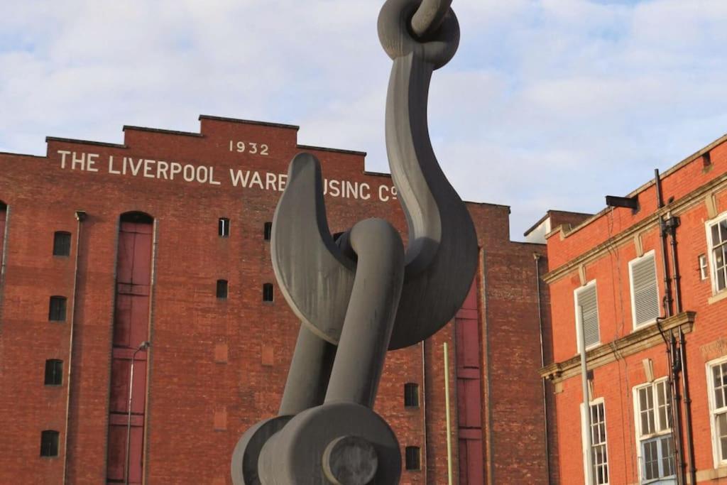 Central Manchester-1Br Apartment Free Parking-Cinema Room Exterior photo